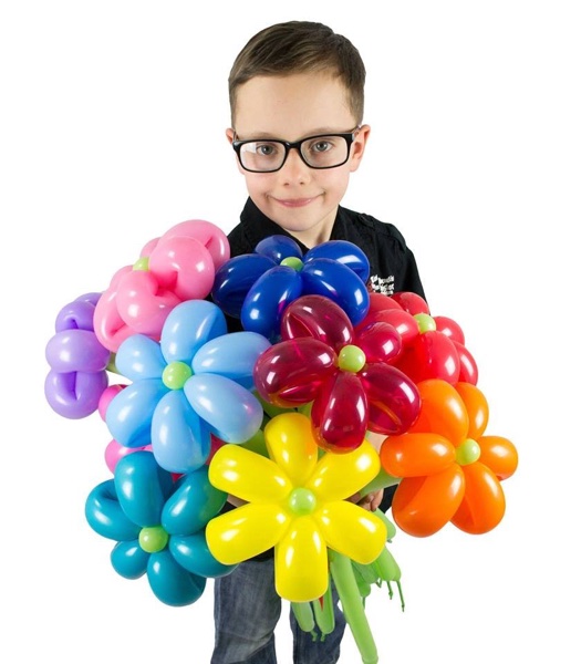 Bunter Blumenstrauß aus Luftballons